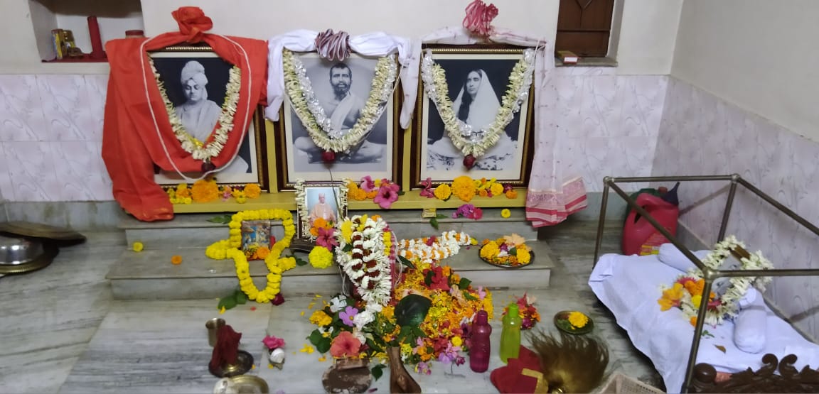 The shrine at Daranda — Sri Ramakrishna, Maa Sarada and Swami Vivekananda